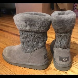 UGGs Girls Sz 4 Grey